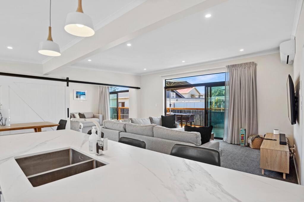 Villa Leisure On Leo Waihi Exterior foto